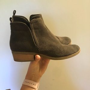 DV Booties Size 7.5